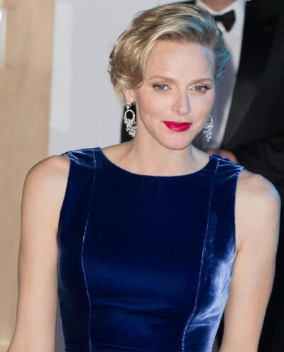 摩纳哥王妃查伦妮