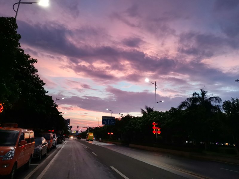 被装饰的空