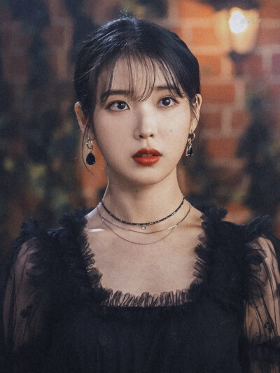 IU | 德鲁纳酒店
cr:港岛夜游