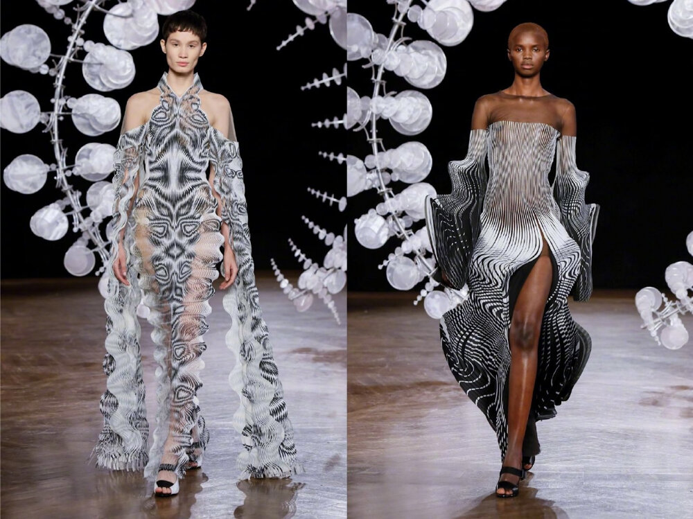 Lris Van Herpen Couture F/W 2019 ‖ 3D打印裙，未来感十足，视觉效果出色