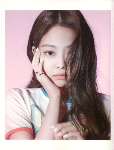 190701 BLACKPINK PHOTOBOOK-LIMITED EDITION JENNIE相关高清扫图9P
cr.JEN_HOHAHAE