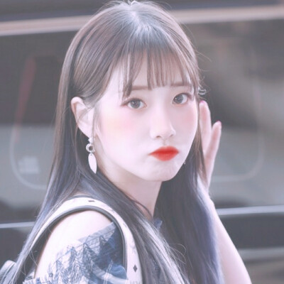 女爱豆头像
©®温夏.