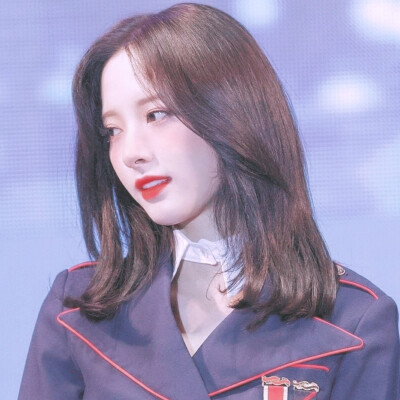 金知妍头像
©®温夏.