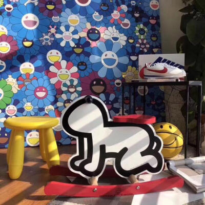 现货潮牌 Keith Haring Rocker 儿童木马Baby Rocker宝宝椅摇摇椅