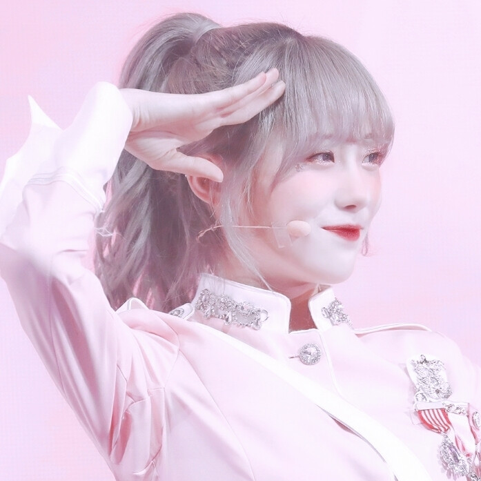 李露朵头像
©®温夏.