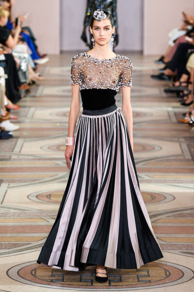 Armani Privé 2019秋冬系列