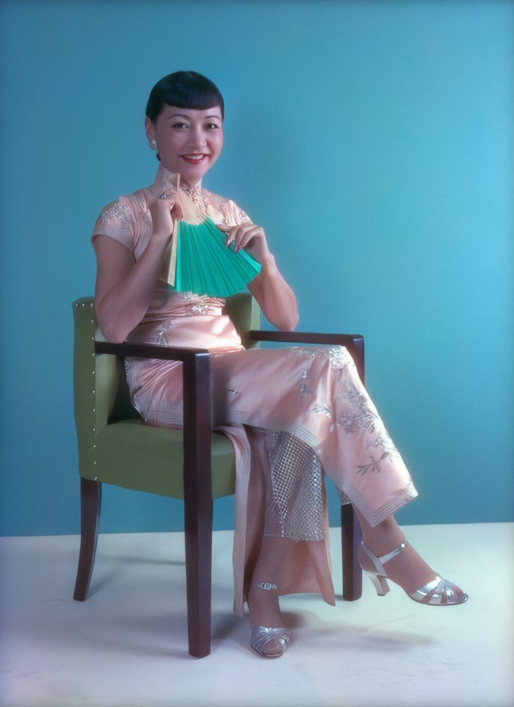 Anna May Wong in 1937 ???