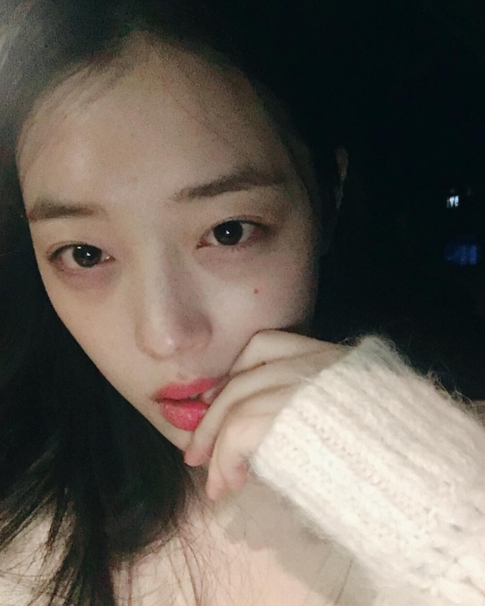  崔雪莉sulli
INS：jelly_jilli