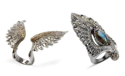  土耳其珠宝设计师 Arman Suciyan 「Odyssey」系列的新一季作品，灵感源自古代神话中的女神形象，设计师用不同的飞鸟象征这些神祗，例如仙鹤、苍鹭、猫头鹰、凤凰，展现出诗意而浪漫的气息。