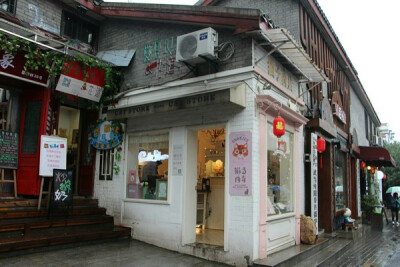 钢笔淡彩 水彩 素材
街道 小店