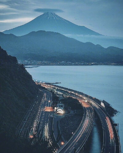 富士山下