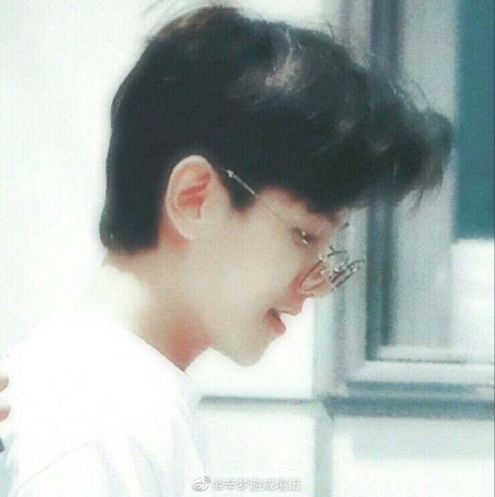 天才爱豆边伯贤