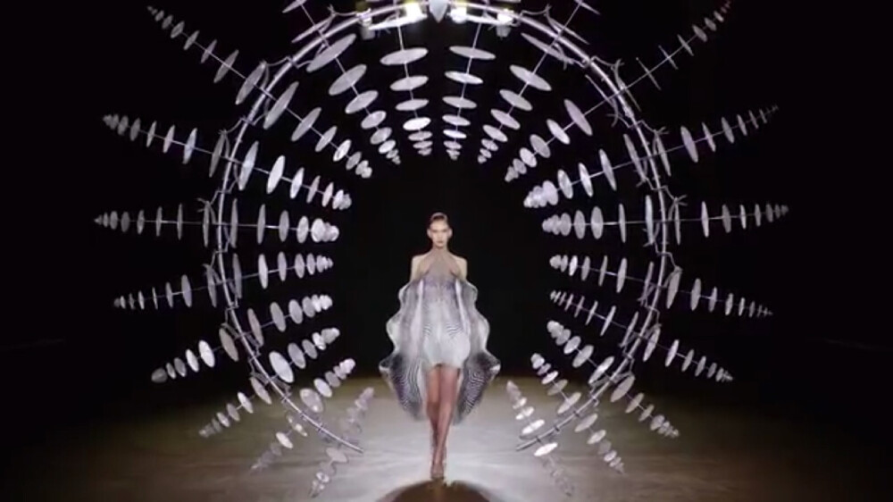 Iris Van Herpen 2019秋冬高定