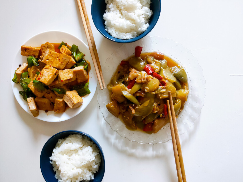 2019年7月7日 午餐
青椒炒老豆腐
茄子炒肉