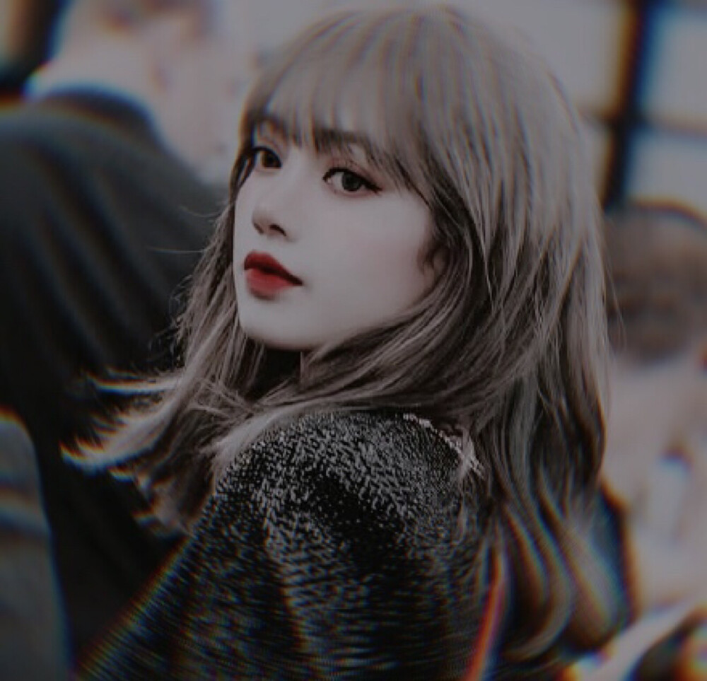 如果我可以站上宇宙的视角那么我一定要指挥星星软绵绵的降落在你身旁