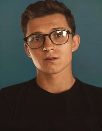 荷兰弟
汤姆赫兰德