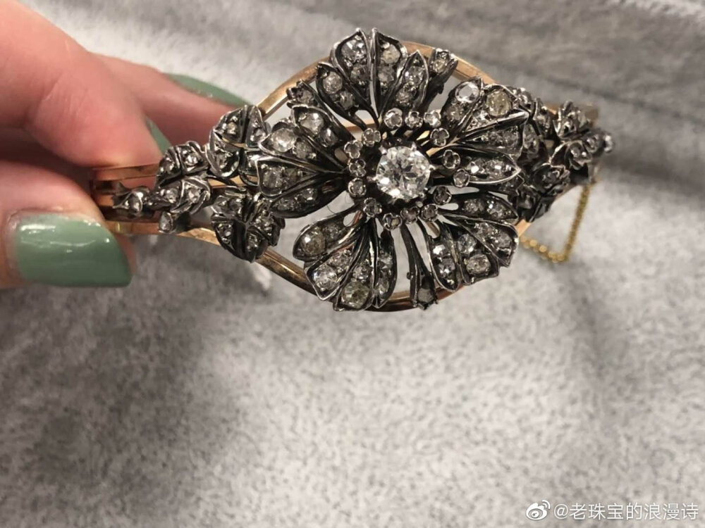 钻石古董珠宝
