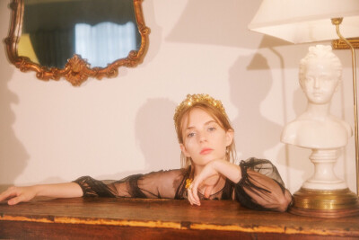 #大片收藏# Maya Hawke
Ruo Bing Li photoshoot for WWD - June 2019 ​​​