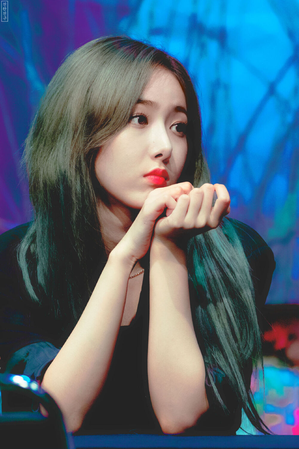 gfriend黄恩菲信飞78