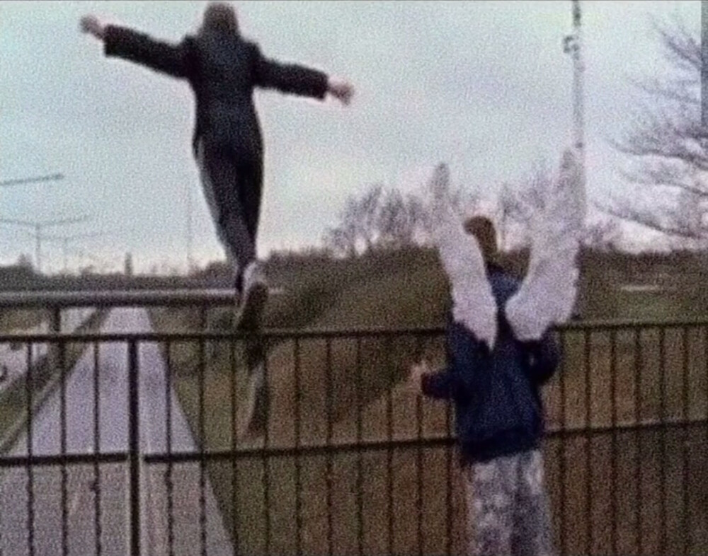 头像 图源网络
侵删