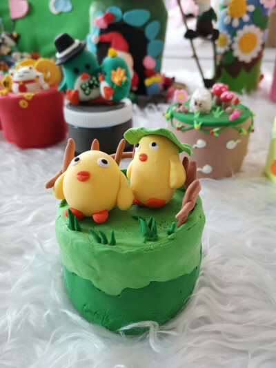 废弃水粉盒大变身～学生作品