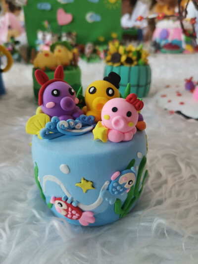 废弃水粉盒大变身～学生作品