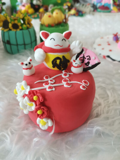 废弃水粉盒大变身～学生作品