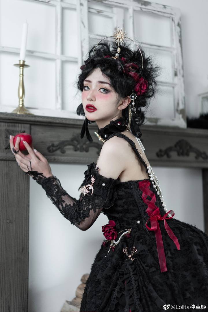 lolita 毒苹果