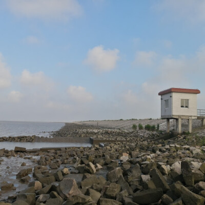 有故事的地方.
总是值得人们去的.