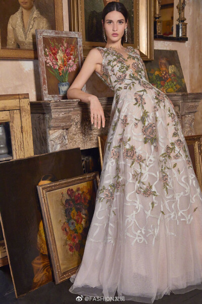 #FD Lookbook# Marchesa Resort 2020 Collection 肆意绽放的花