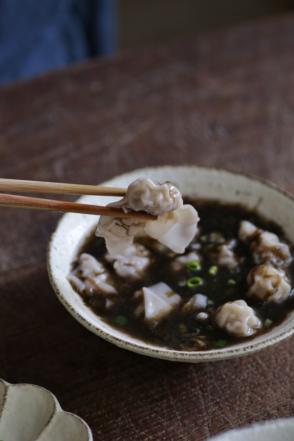 紫菜虾米荸荠馄饨