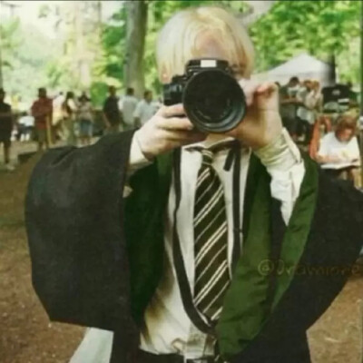 Draco Malfoy
转自Lofter ID：Leon