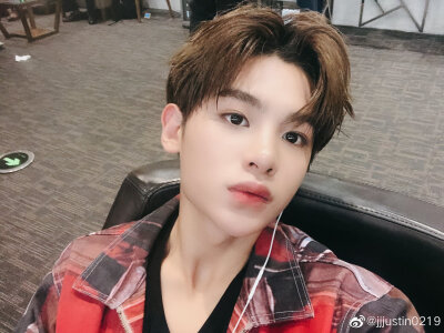 黄明昊/Justin/偶像练习生