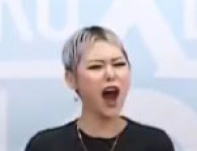 produceX101 404 表情包