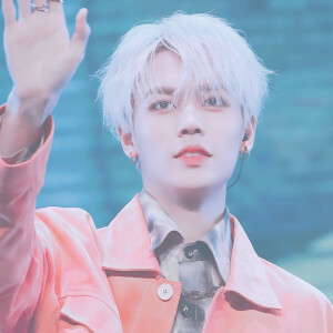 林彦俊头像
二转注明;猫辞奶奶