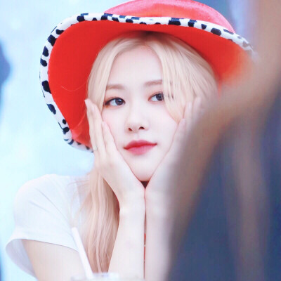 朴彩英
©️Fristlove_rose