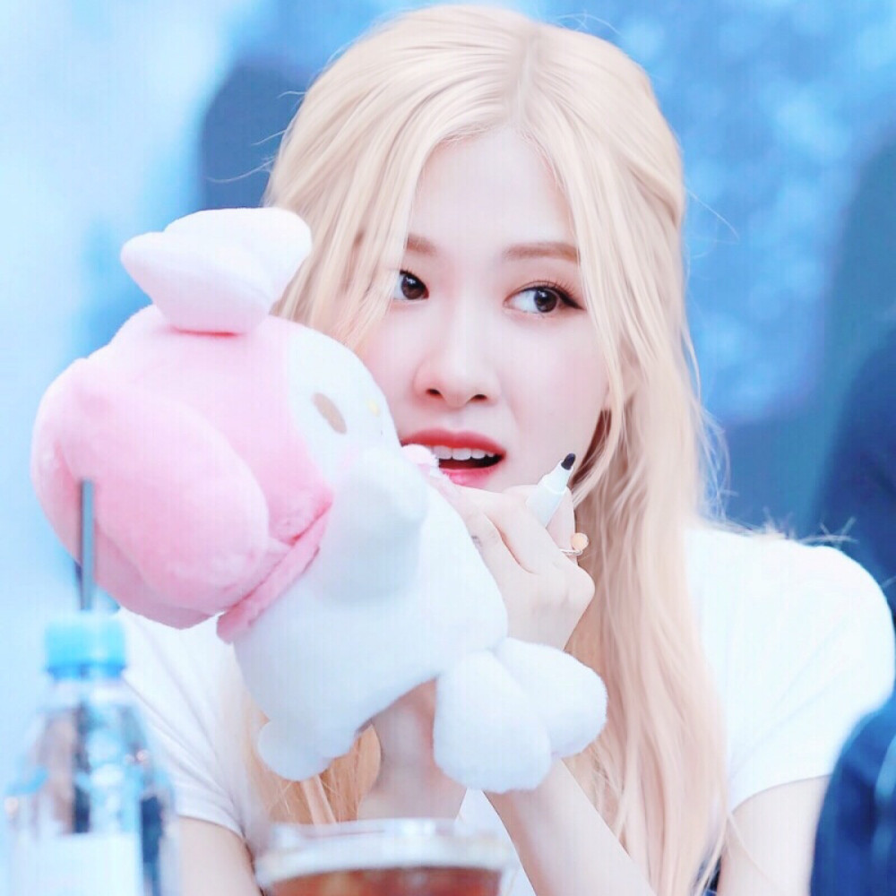 朴彩英
©️Fristlove_rose