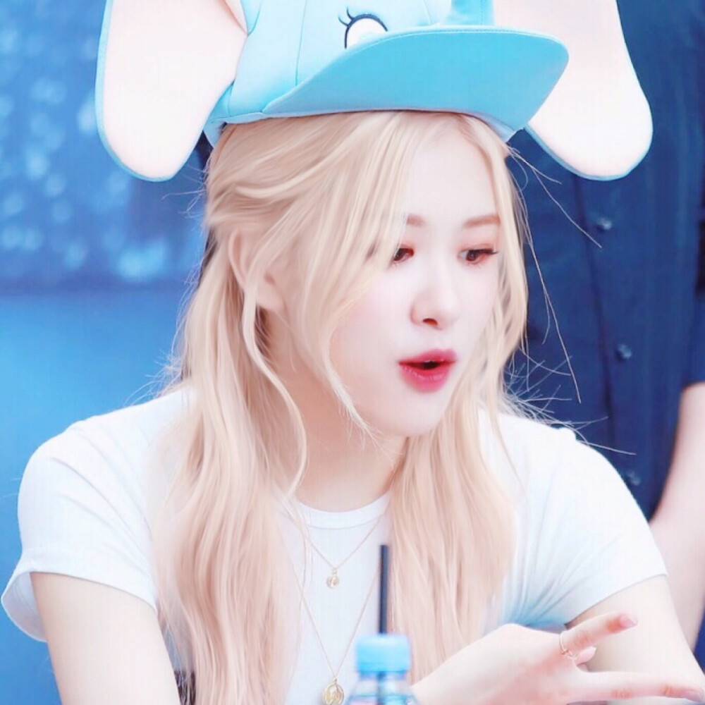 朴彩英
©️Fristlove_rose