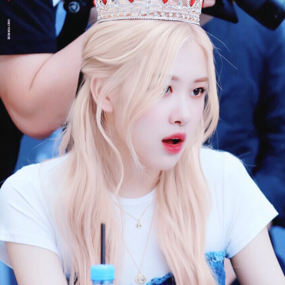 朴彩英
©️Fristlove_rose