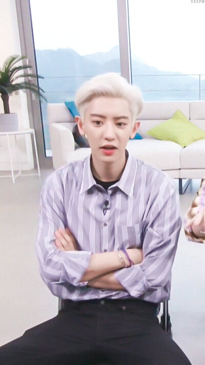 exo朴灿烈高清壁纸
我的小电视V2