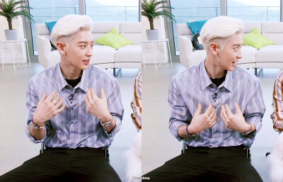 exo朴灿烈高清壁纸
我的小电视V2