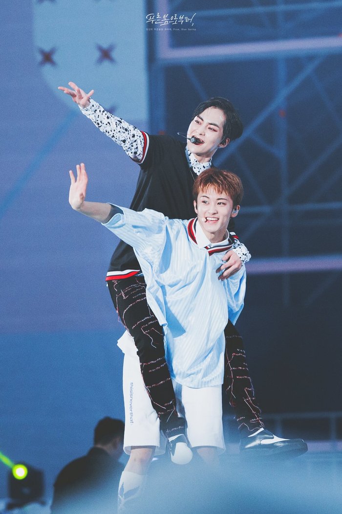 金珉锡艺名xiumin19900326李敏亨艺名mark19990802