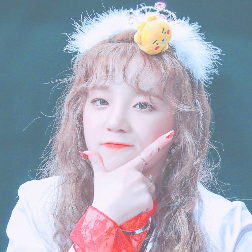 女爱豆头像|宋雨琦头像
二转注明；猫辞奶奶