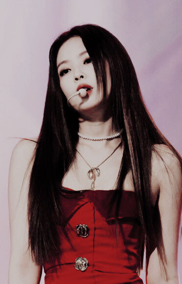 金智妮Jennie。