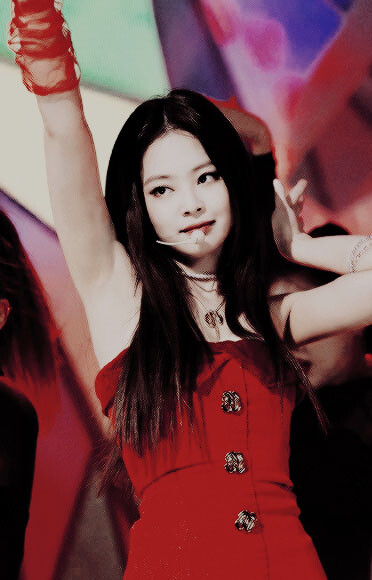 金智妮Jennie。