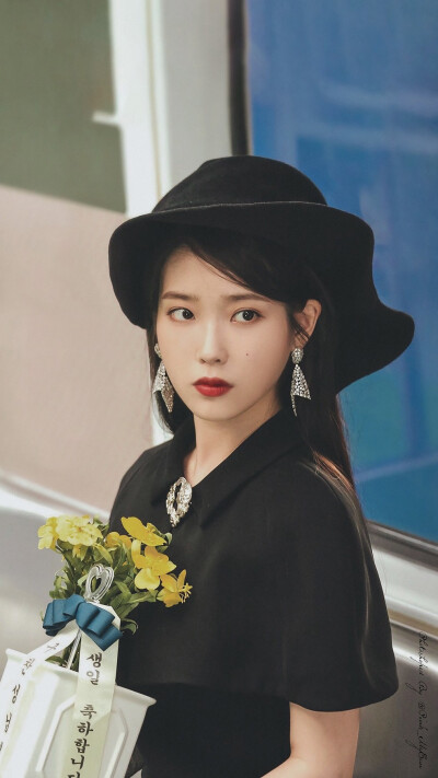 灿成的礼物月见草|IU 德鲁纳酒店
cr.Pink-MyEun