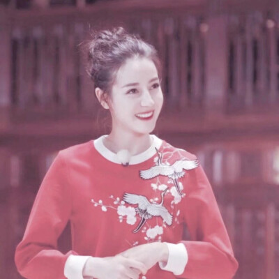 迪丽热巴.朦胧图