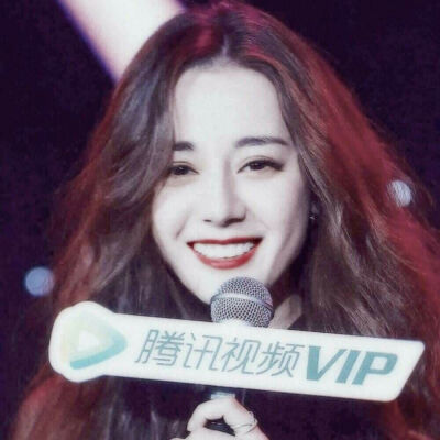 迪丽热巴.朦胧图