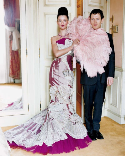 Audrey Marney "Ravishing Couture" Vogue US March 1999
Photographed: Arthur Elgort
Fashion Editor: Grace Coddington
Hair: Recine
Makeup: Christy Coleman ​​​