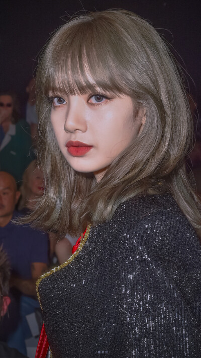 Lisa
cr.鲤栗旬